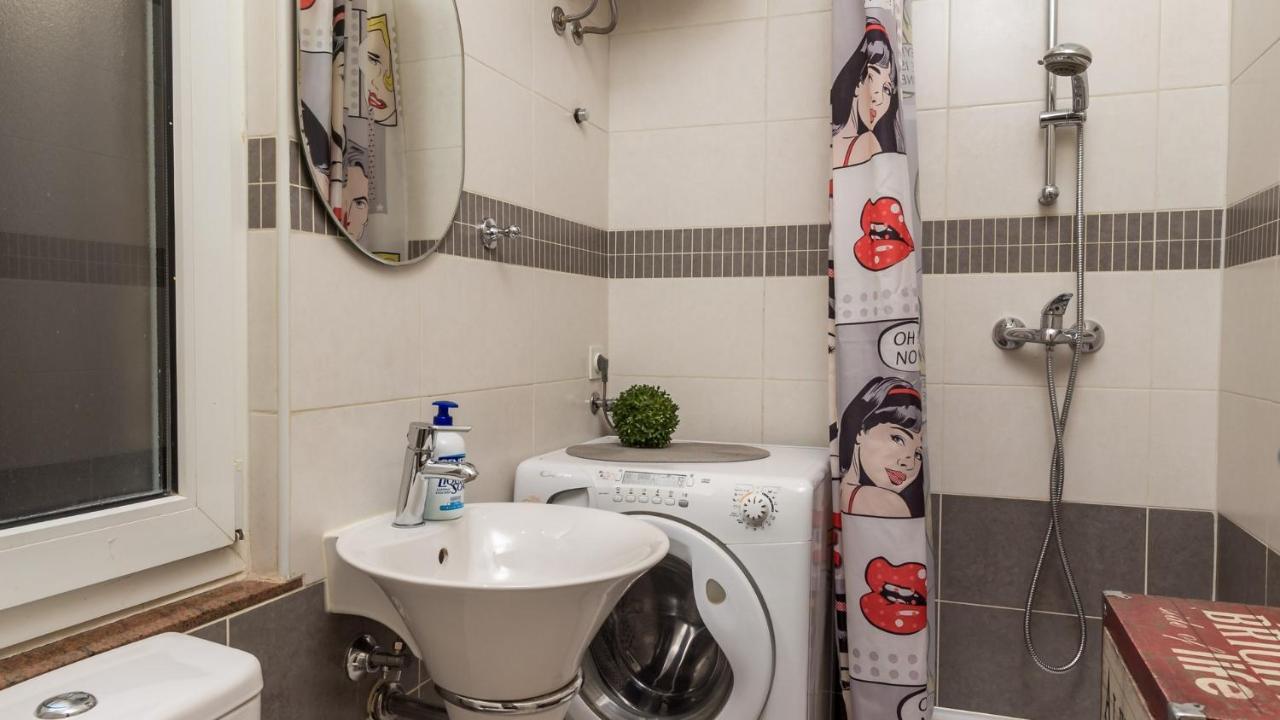 Beautiful Downtown Apartman